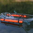 바다 방해되지 않는 유리제 밑바닥 카누, 방향타를 가진 2개의 남자 플라스틱 어선